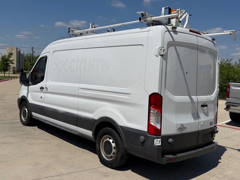 Ford Transit Cargo Van Vehicle Full-screen Gallery Image 04