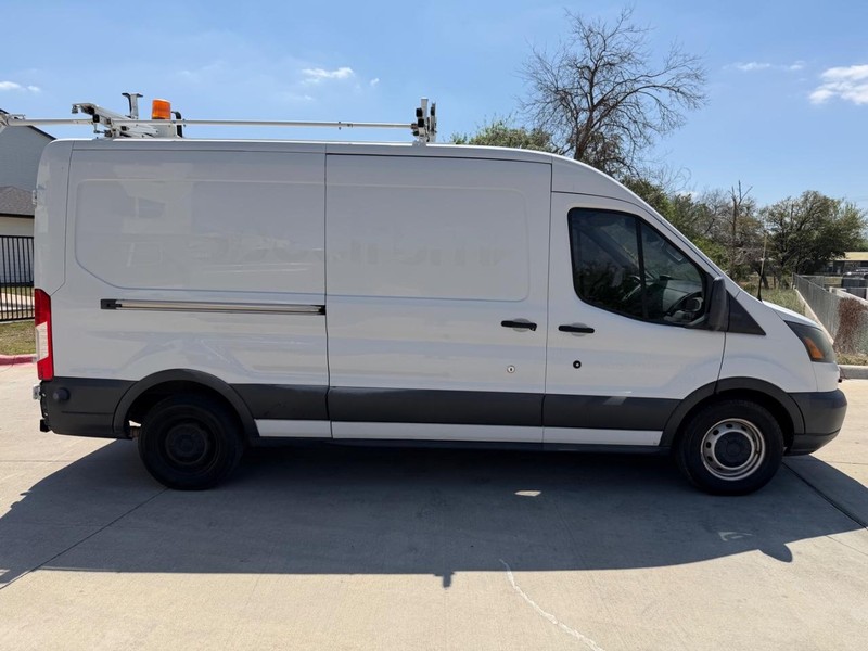 Ford Transit Cargo Van Vehicle Full-screen Gallery Image 07