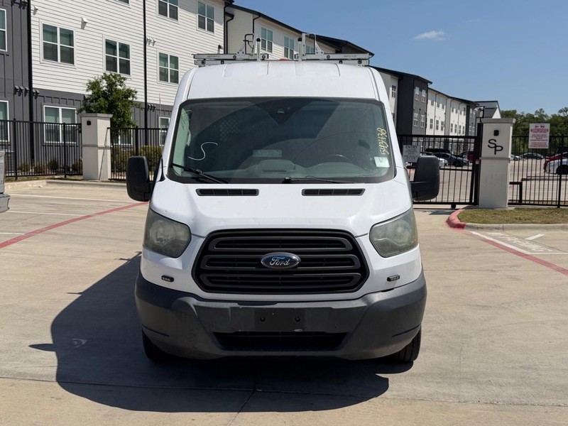Ford Transit Cargo Van Vehicle Full-screen Gallery Image 09