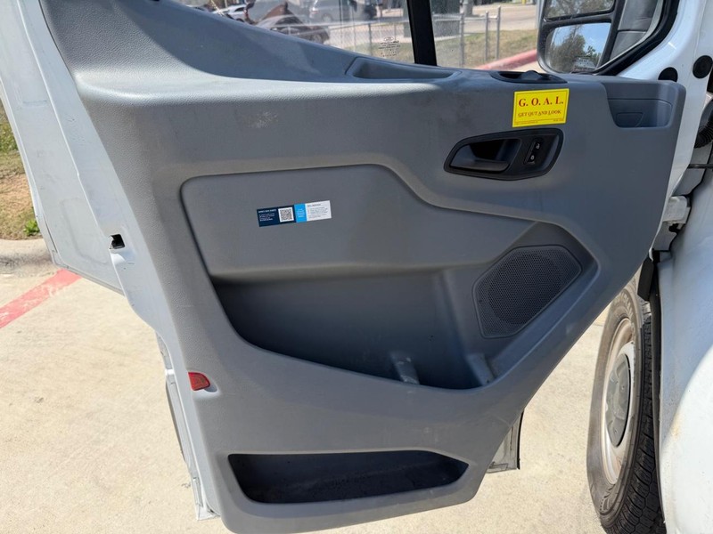 Ford Transit Cargo Van Vehicle Full-screen Gallery Image 10