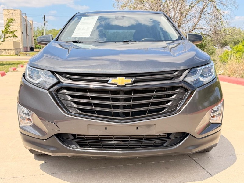 Chevrolet Equinox Vehicle Full-screen Gallery Image 18