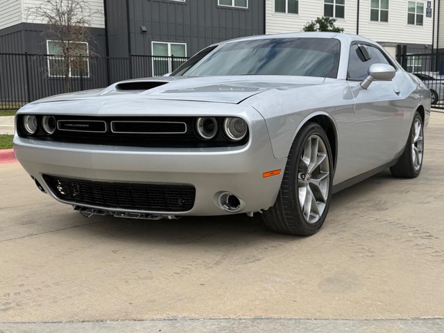 Dodge Challenger Vehicle Full-screen Gallery Image 02