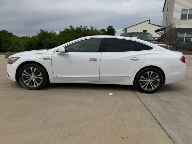 Buick LaCrosse Vehicle Full-screen Gallery Image 03