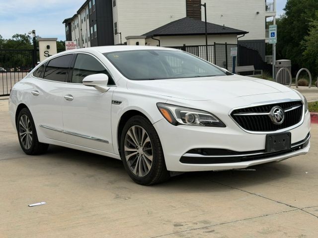 Buick LaCrosse Vehicle Full-screen Gallery Image 08