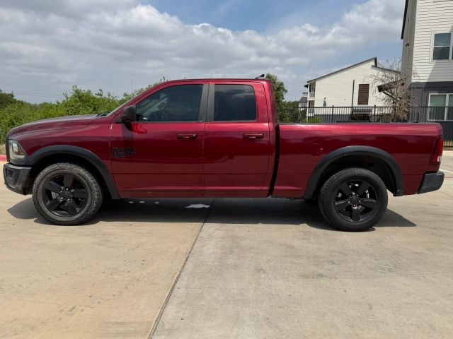 Ram 1500 Classic Vehicle Full-screen Gallery Image 03