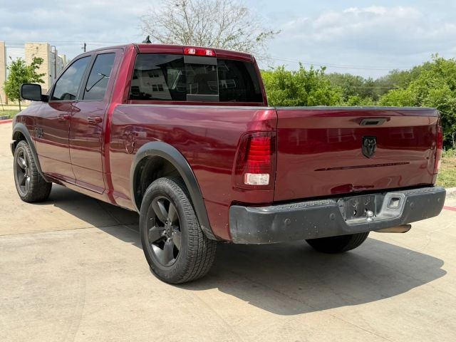 Ram 1500 Classic Vehicle Full-screen Gallery Image 04