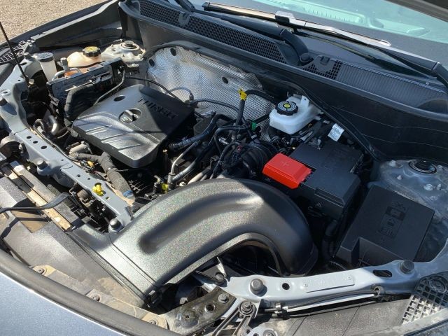 Buick Encore GX Vehicle Full-screen Gallery Image 18