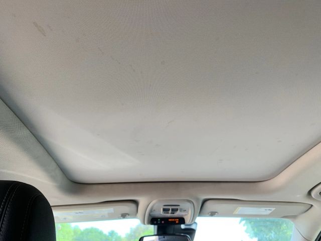 Buick Encore GX Vehicle Full-screen Gallery Image 23