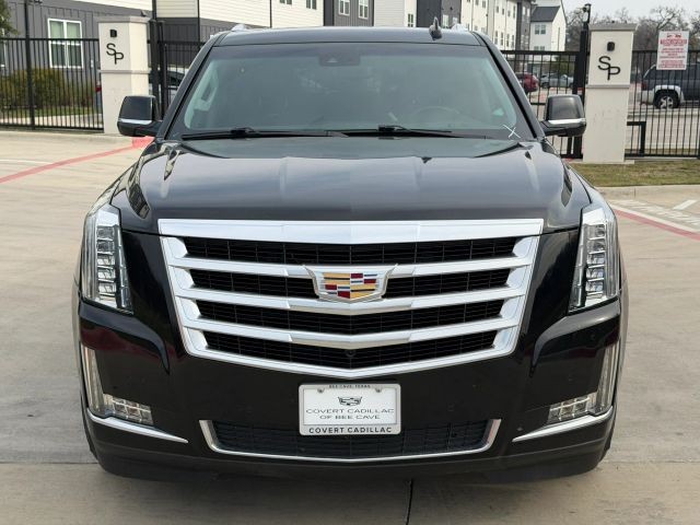 Cadillac Escalade ESV Vehicle Full-screen Gallery Image 09