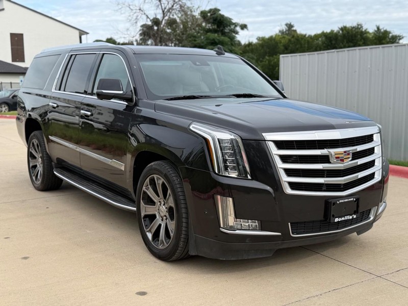 Cadillac Escalade ESV Vehicle Full-screen Gallery Image 08