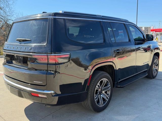 Jeep Wagoneer Vehicle Full-screen Gallery Image 06