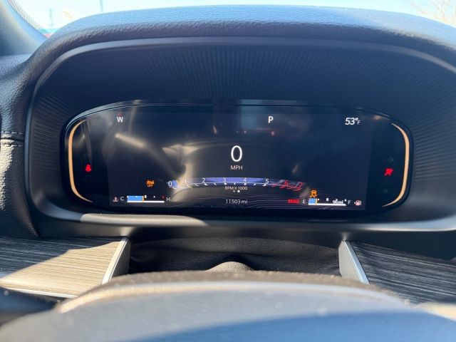 Jeep Wagoneer Vehicle Full-screen Gallery Image 13