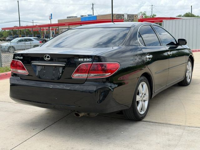 Lexus ES 330 Vehicle Full-screen Gallery Image 06