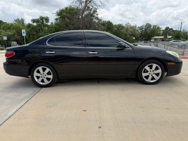 Lexus ES 330 Vehicle Full-screen Gallery Image 07