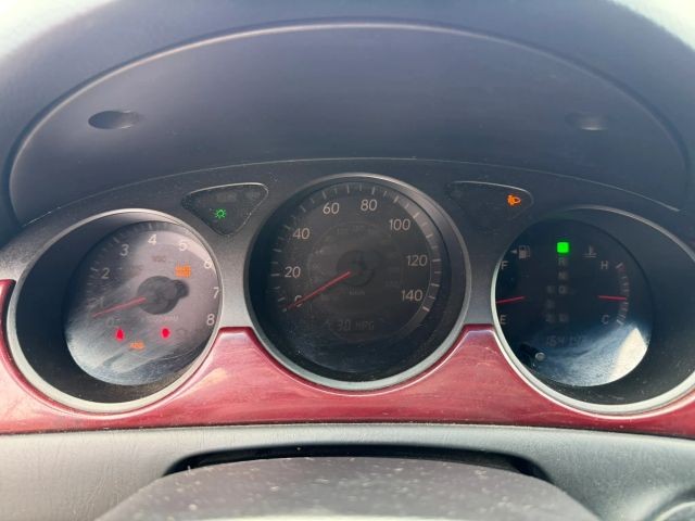 Lexus ES 330 Vehicle Full-screen Gallery Image 13