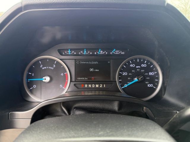 Ford Super Duty F-250 SRW Vehicle Full-screen Gallery Image 13