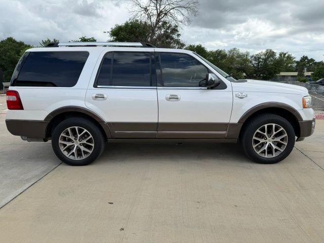 Ford Expedition Vehicle Full-screen Gallery Image 07