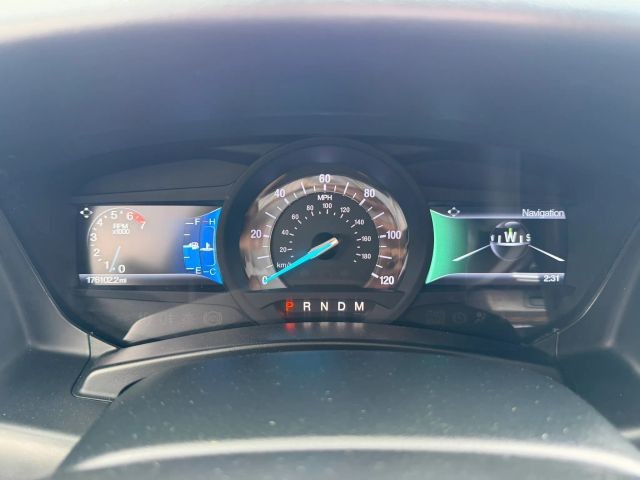Ford Expedition Vehicle Full-screen Gallery Image 13