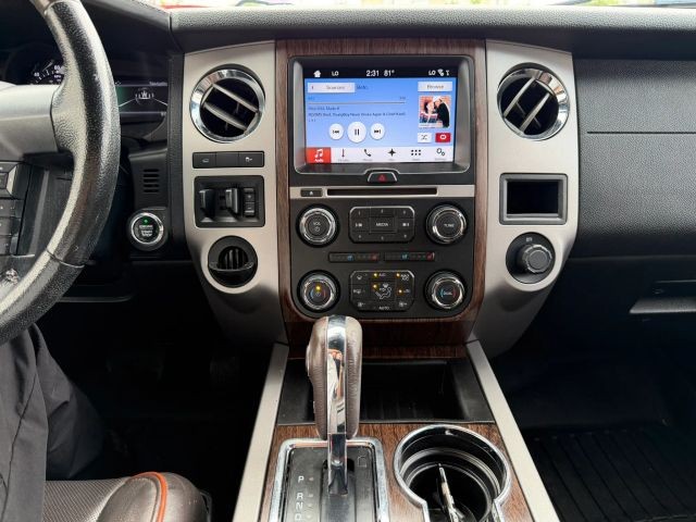 Ford Expedition Vehicle Full-screen Gallery Image 14