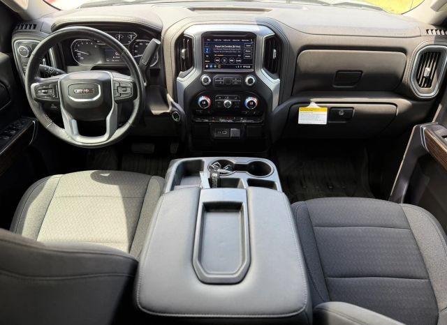 GMC Sierra 150 Vehicle Full-screen Gallery Image 20