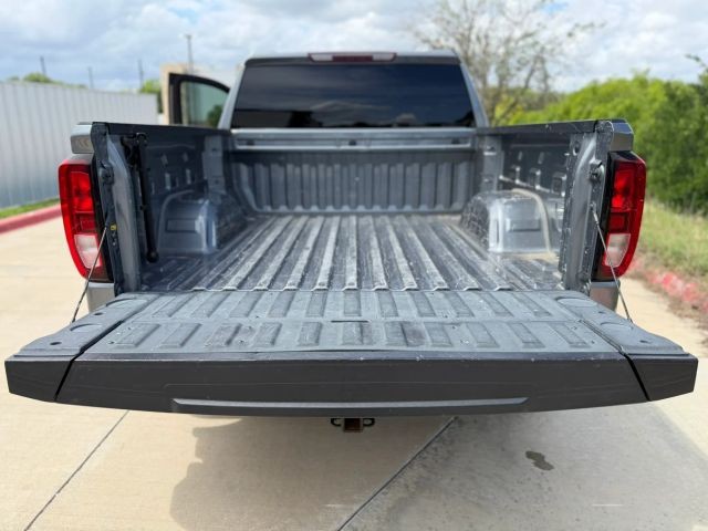 GMC Sierra 150 Vehicle Full-screen Gallery Image 21