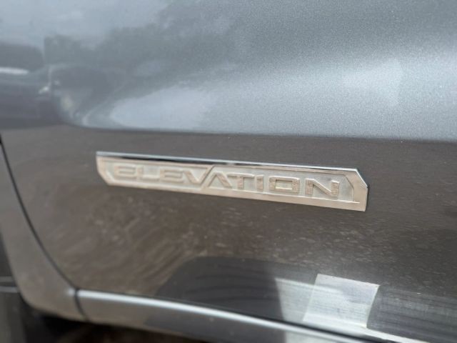 GMC Sierra 150 Vehicle Full-screen Gallery Image 23