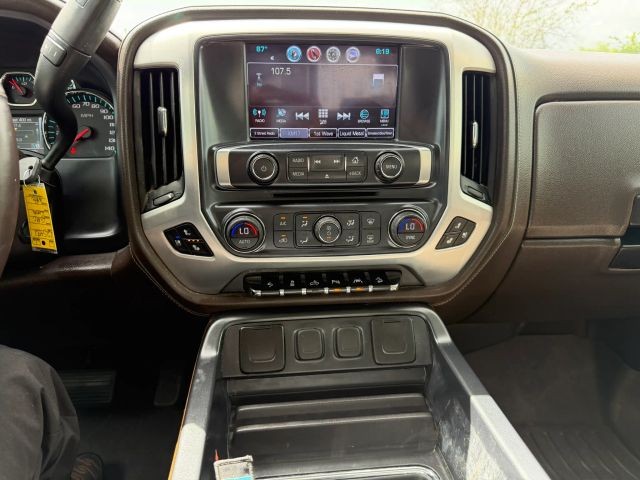 GMC Sierra 1500 Vehicle Full-screen Gallery Image 14