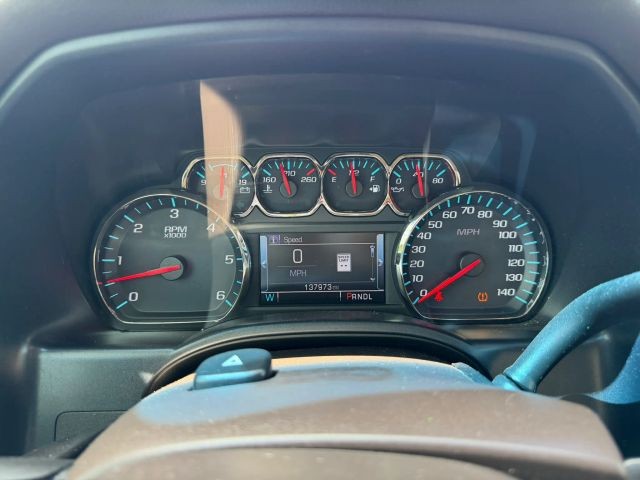 GMC Sierra 1500 Vehicle Full-screen Gallery Image 13