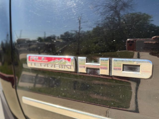 GMC Sierra 1500 Vehicle Full-screen Gallery Image 21