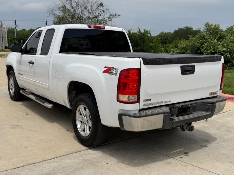 GMC Sierra 1500 Vehicle Full-screen Gallery Image 04