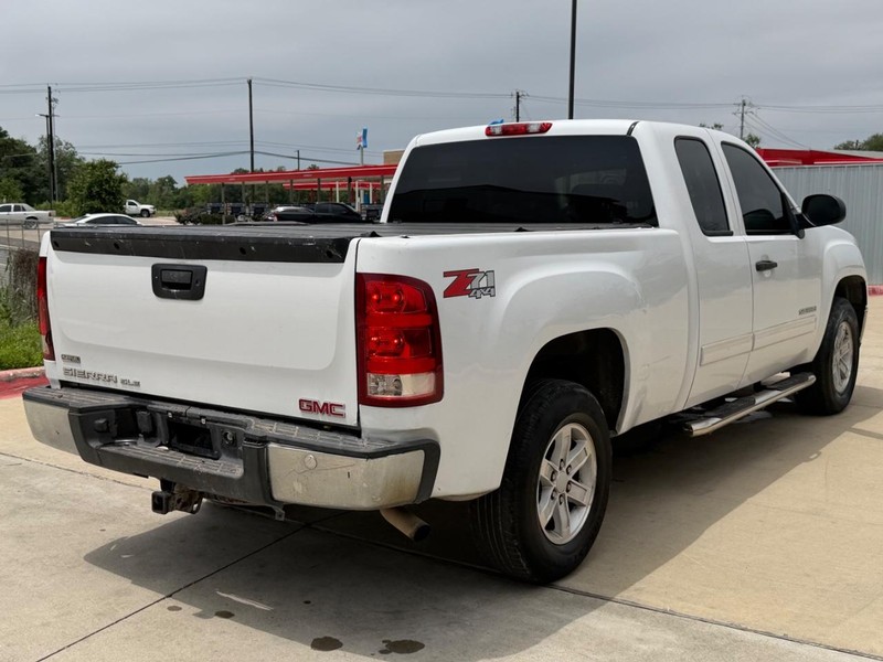 GMC Sierra 1500 Vehicle Full-screen Gallery Image 06