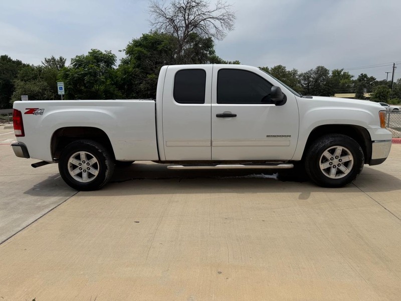 GMC Sierra 1500 Vehicle Full-screen Gallery Image 07