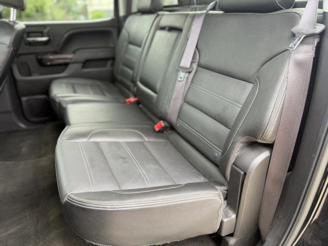 GMC Sierra 1500 Vehicle Full-screen Gallery Image 18