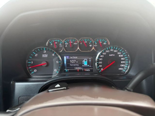 Chevrolet Silverado 1500 Vehicle Full-screen Gallery Image 13