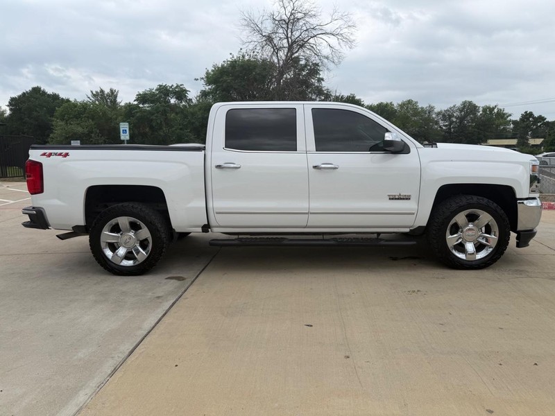 Chevrolet Silverado 1500 Vehicle Full-screen Gallery Image 07