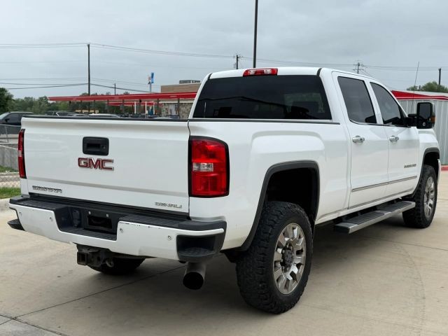 GMC Sierra 2500HD Vehicle Full-screen Gallery Image 06