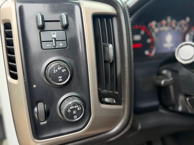 GMC Sierra 2500HD Vehicle Full-screen Gallery Image 13