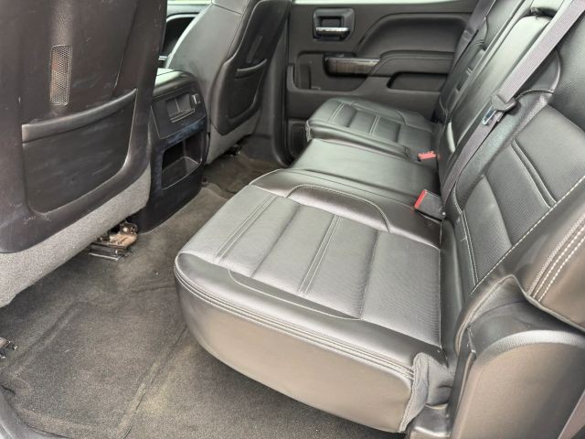 GMC Sierra 2500HD Vehicle Full-screen Gallery Image 18