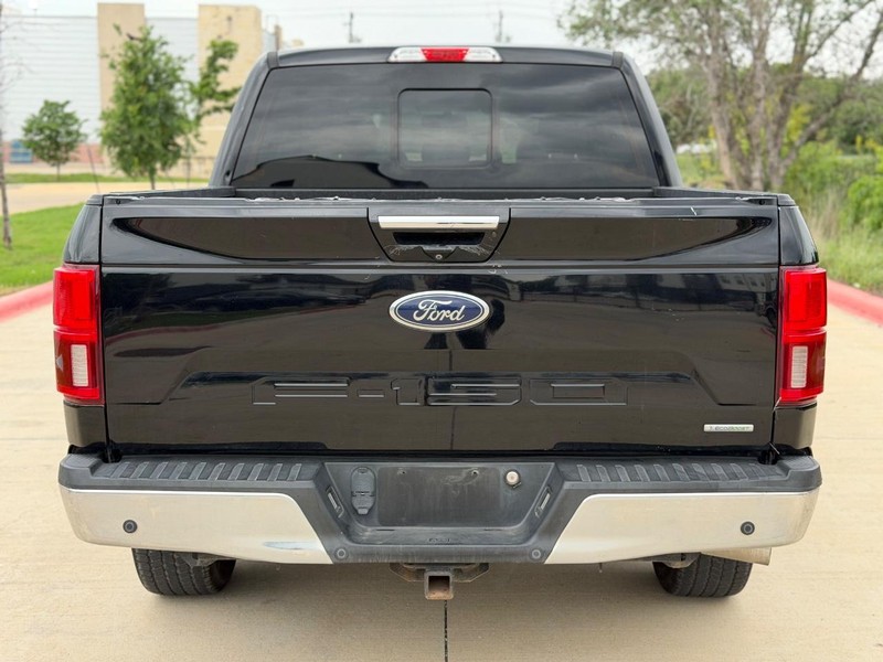 Ford F-150 Vehicle Full-screen Gallery Image 05