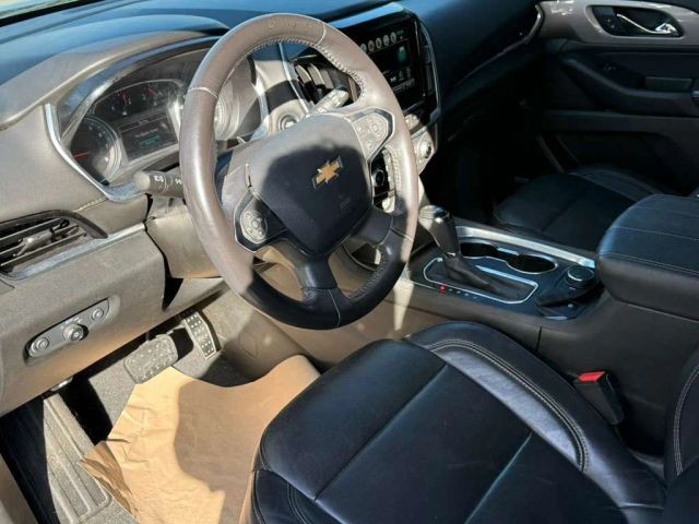 Chevrolet Traverse Vehicle Full-screen Gallery Image 11