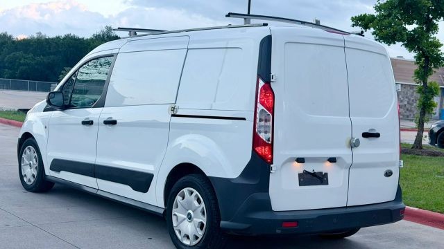 Ford Transit Connect Vehicle Full-screen Gallery Image 03