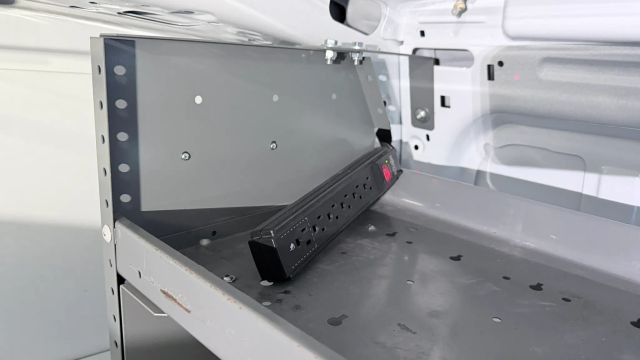 Ford Transit Connect Vehicle Full-screen Gallery Image 16