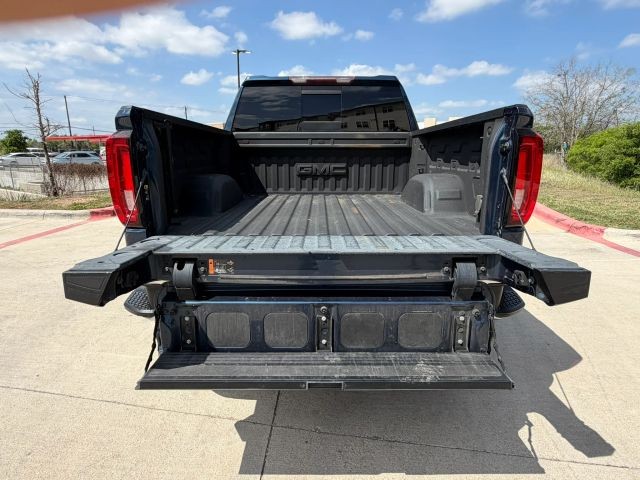 GMC Sierra 1500 Vehicle Full-screen Gallery Image 21