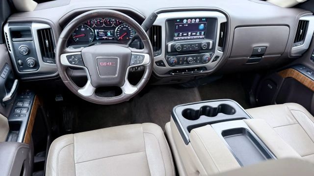 GMC Sierra 1500 Vehicle Full-screen Gallery Image 06
