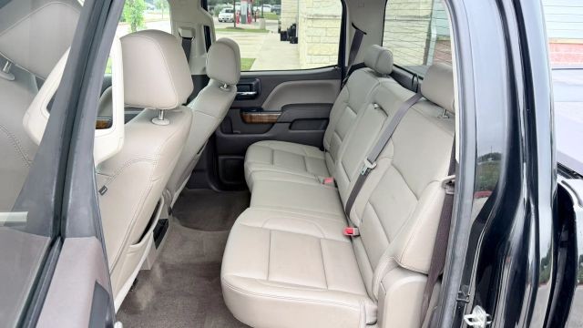 GMC Sierra 1500 Vehicle Full-screen Gallery Image 09