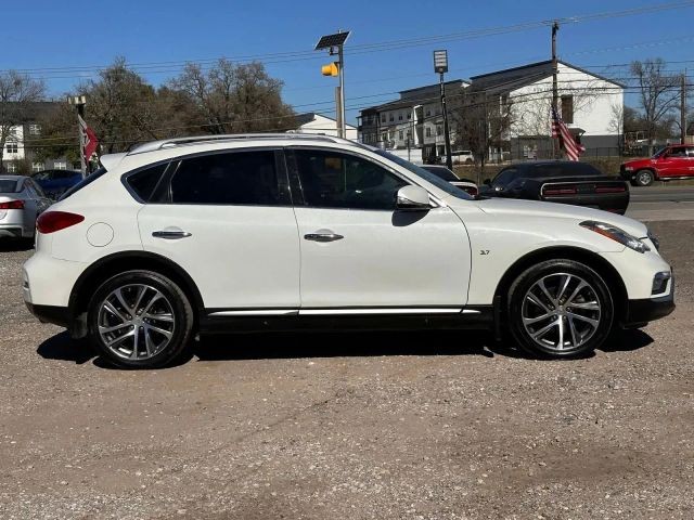 INFINITI QX50 Vehicle Full-screen Gallery Image 05