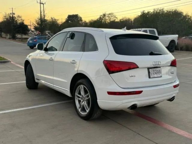 Audi Q5 Vehicle Full-screen Gallery Image 07