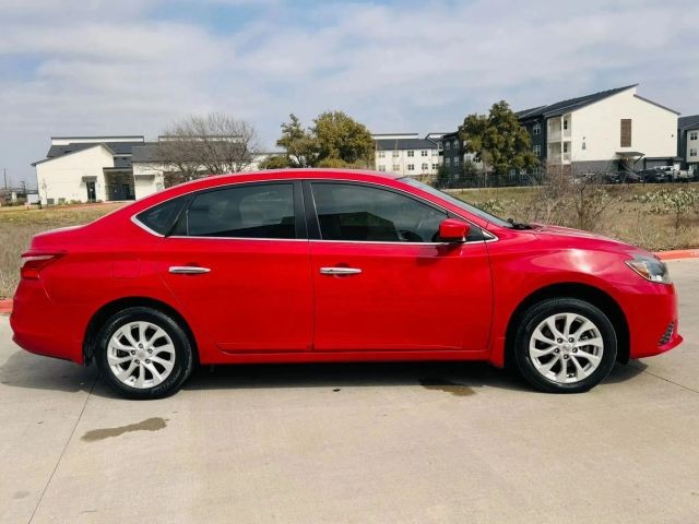 Nissan Sentra Vehicle Full-screen Gallery Image 08