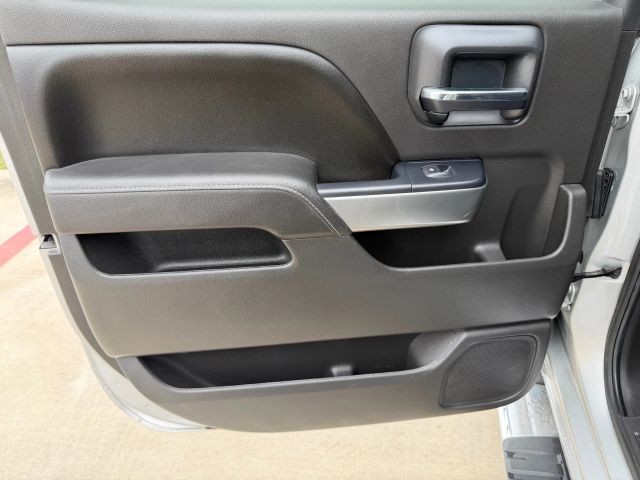 Chevrolet Silverado 1500 Vehicle Full-screen Gallery Image 15