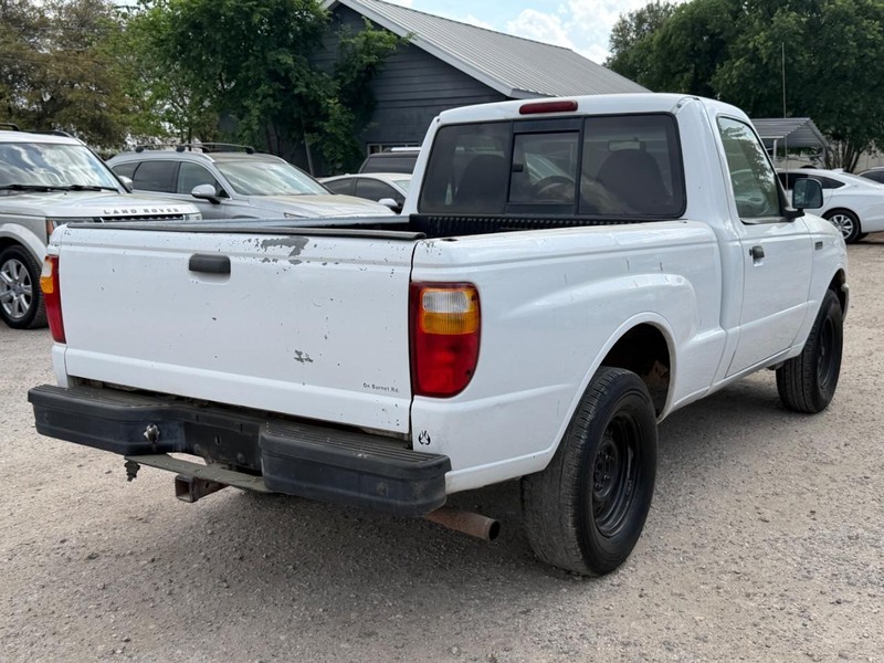 Mazda B-Series 2WD Truck Vehicle Full-screen Gallery Image 06